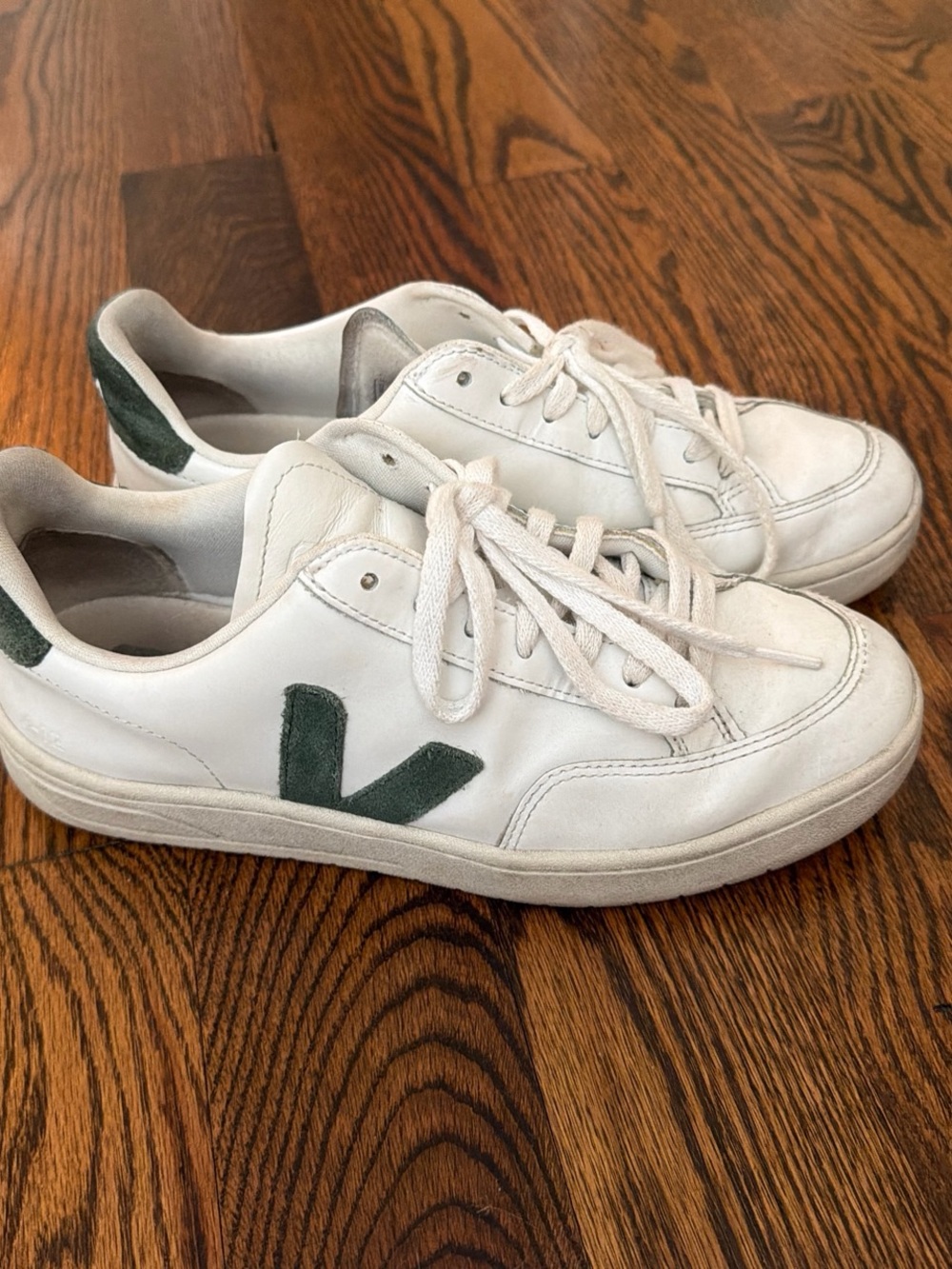 Veja White Leather Sneakers with Green V Logo